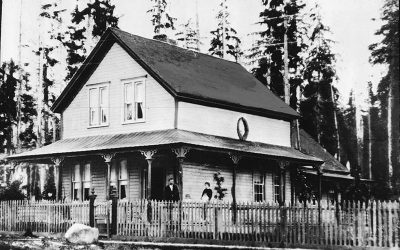 Angus Fraser's house on Carrall between Cordova Street and Trounce Alley, 1877. City of Vancouver Archives #Bu P28