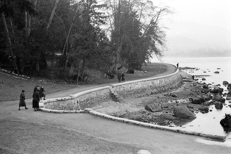 The seawall in Stanley Park, 1930. Photo by James Crookall, City of Vancouver Archives #260-312.