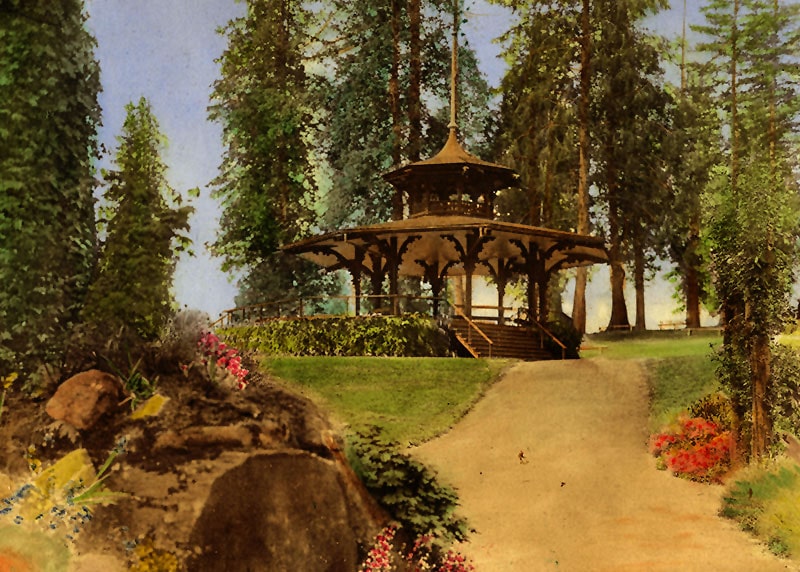 The bandstand in Stanley Park in the 1920s that was replaced with the Malkin Bowl. City of Vancouver Archives #St Pk P277.