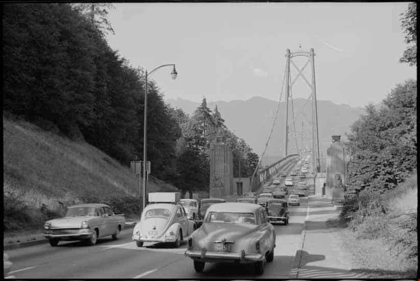 The Lions Gate Bridge - and the Lions Who Guard It 5 85775H