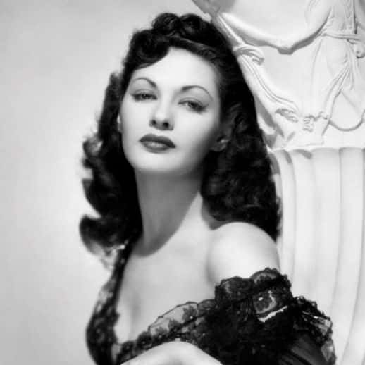 Black and white history photo of Yvonne De Carlo from Vancouver